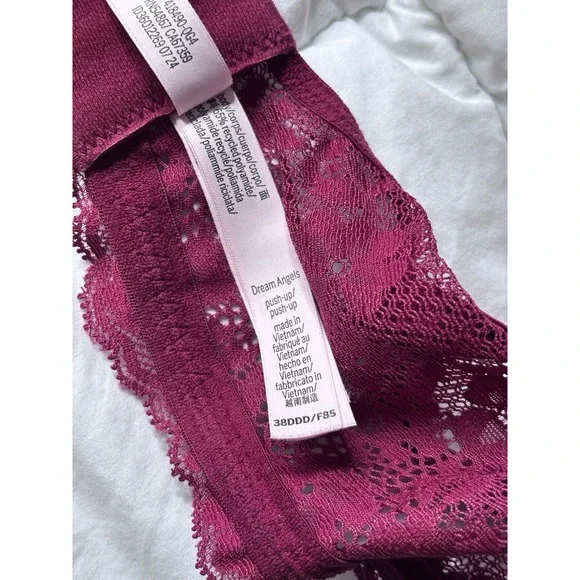 NWOT Lot Of Two Victorias Secret Bras 38DDD Lace Very Sexy Low Cut Dream Angels - Picture 5 of 8